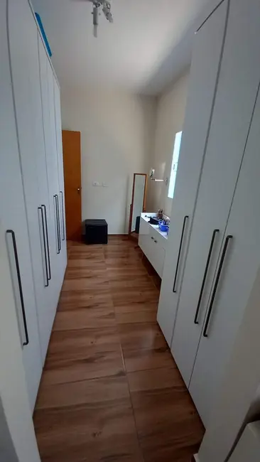 Foto 2 de Casa com 3 quartos à venda, 85m2 em Piracangaguá, Taubate - SP