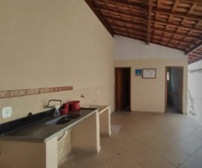 Foto 2 de Casa com 2 quartos à venda, 83m2 em Vila Suiça, Pindamonhangaba - SP
