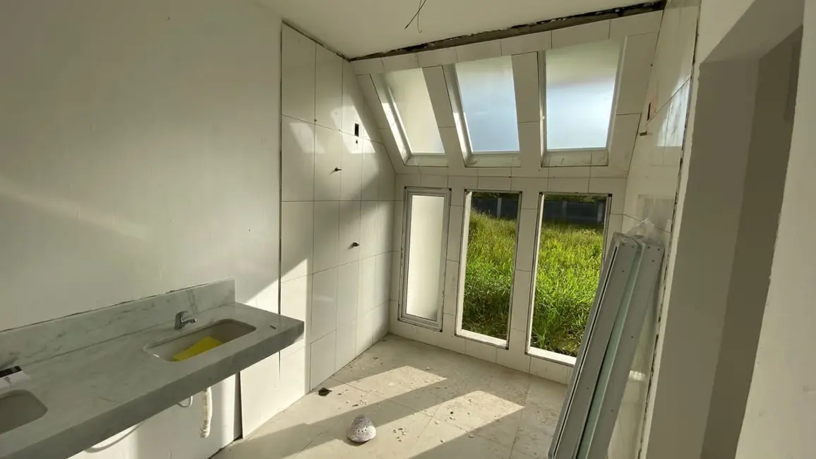 Foto 4 de Casa de Condomínio com 3 quartos à venda, 200m2 em Tremembe - SP