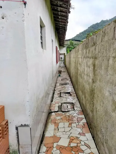 Foto 8 de Casa com 3 quartos à venda, 180m2 em Centro, Ubatuba - SP