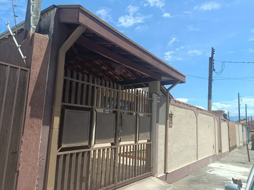 Foto 1 de Casa com 5 quartos à venda, 351m2 em Alto do Cardoso, Pindamonhangaba - SP