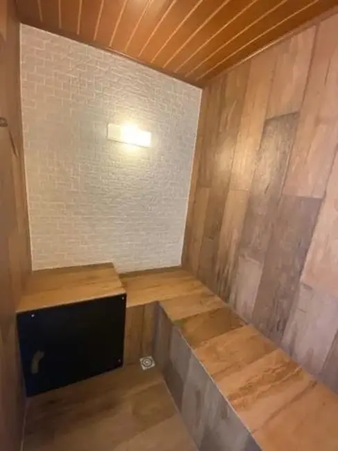 Casa de Condomínio com 5 quartos à venda, 328m2 em Sao Jose Dos Campos - SP - imagem 9 Foto 9 de Casa de Condomínio com 5 quartos à venda, 328m2 em Sao Jose Dos Campos - SP