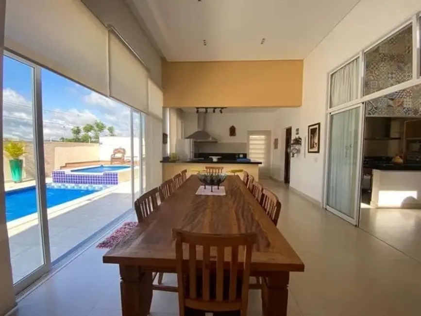 Casa de Condomínio com 5 quartos à venda, 328m2 em Sao Jose Dos Campos - SP - imagem 4 Foto 4 de Casa de Condomínio com 5 quartos à venda, 328m2 em Sao Jose Dos Campos - SP