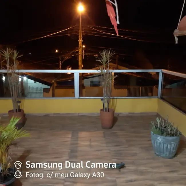 Foto 8 de Sobrado com 3 quartos à venda, 220m2 em Loteamento Residencial Andrade, Pindamonhangaba - SP