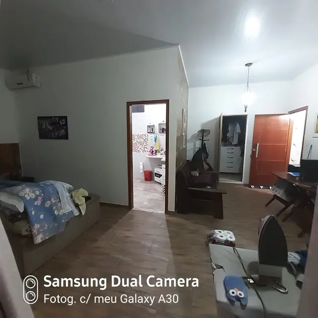 Foto 5 de Sobrado com 3 quartos à venda, 220m2 em Loteamento Residencial Andrade, Pindamonhangaba - SP