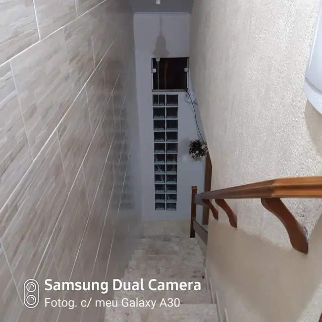 Foto 4 de Sobrado com 3 quartos à venda, 220m2 em Loteamento Residencial Andrade, Pindamonhangaba - SP