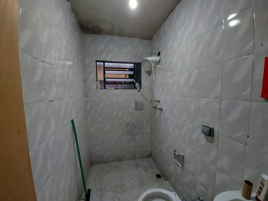 Foto 1 de Casa com 2 quartos à venda, 114m2 em Maria Áurea, Pindamonhangaba - SP