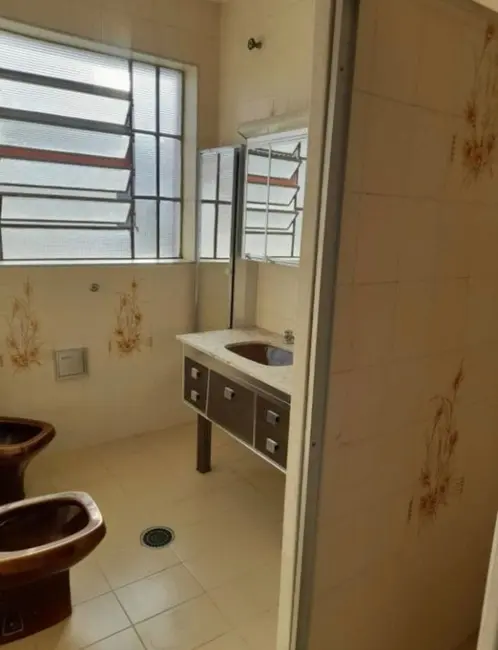 Foto 4 de Casa com 4 quartos à venda e para alugar, 450m2 em Centro, Pindamonhangaba - SP