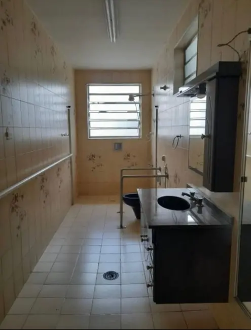 Foto 8 de Casa com 4 quartos à venda e para alugar, 450m2 em Centro, Pindamonhangaba - SP