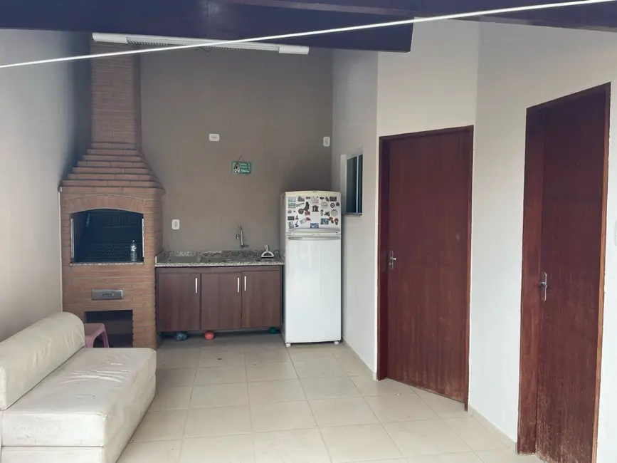 Foto 4 de Casa com 3 quartos à venda, 190m2 em Loteamento Residencial Andrade, Pindamonhangaba - SP