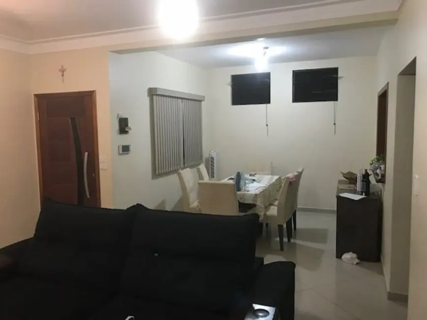 Foto 7 de Casa com 4 quartos à venda, 290m2 em Vila Areao, Taubate - SP