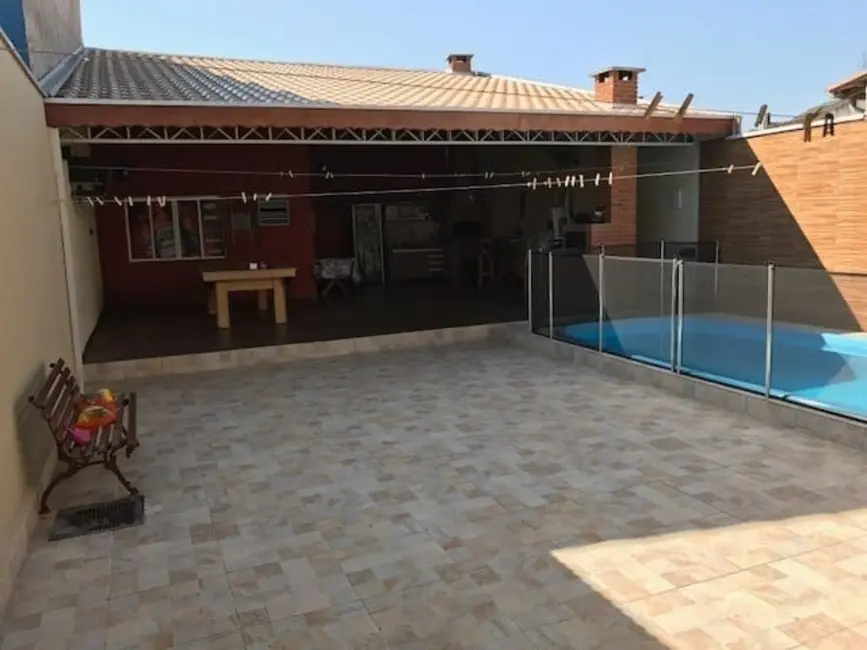 Foto 8 de Casa com 4 quartos à venda, 290m2 em Vila Areao, Taubate - SP