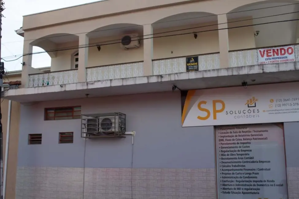 Foto 3 de Casa com 3 quartos à venda, 541m2 em Santana, Pindamonhangaba - SP