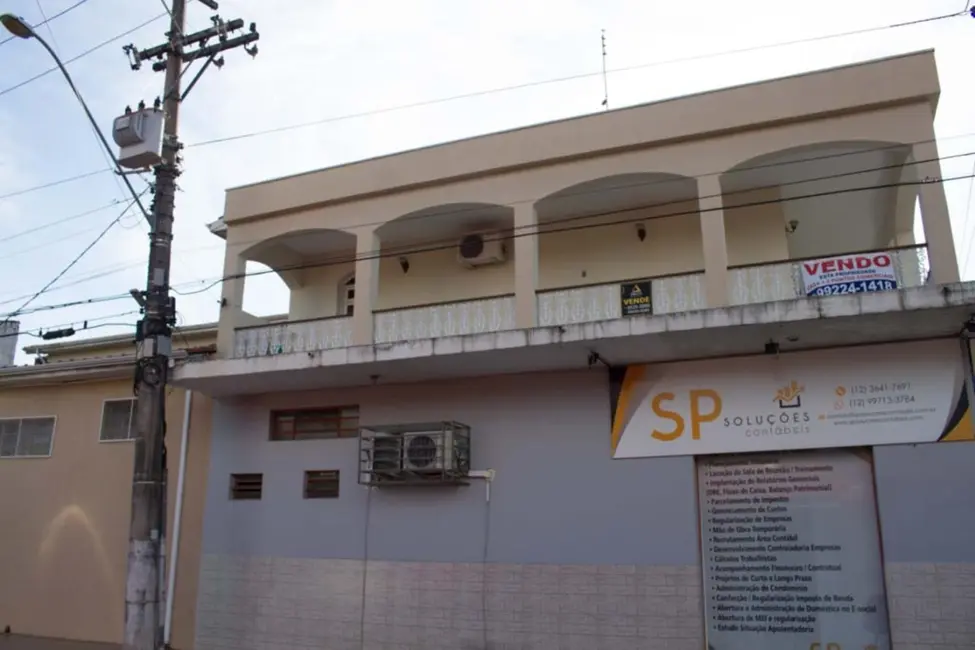 Foto 9 de Casa com 3 quartos à venda, 541m2 em Santana, Pindamonhangaba - SP