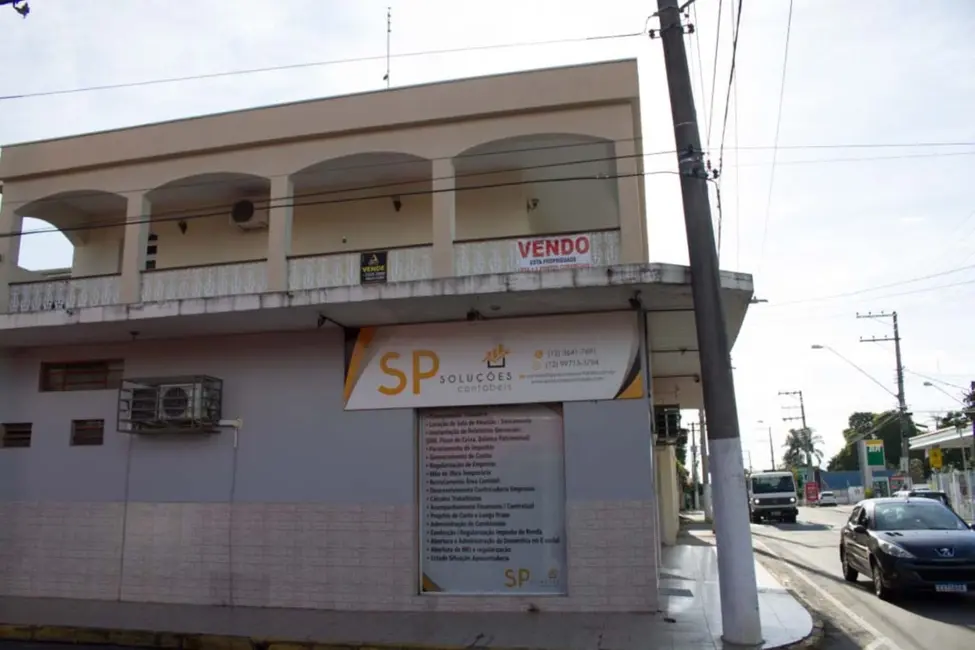 Foto 4 de Casa com 3 quartos à venda, 541m2 em Santana, Pindamonhangaba - SP