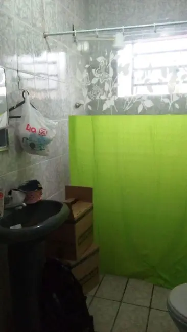 Sobrado com 3 quartos à venda, 84m2 em Vila Hepacare, Lorena - SP - imagem 5 Foto 5 de Sobrado com 3 quartos à venda, 84m2 em Vila Hepacare, Lorena - SP