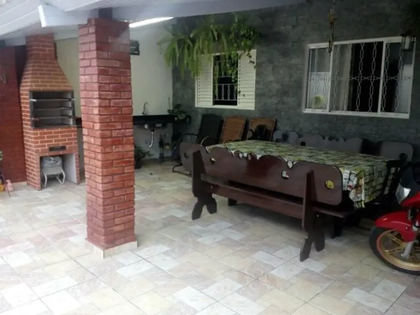 Foto 1 de Casa à venda, 250m2 em Residencial Vale das Acácias, Pindamonhangaba - SP