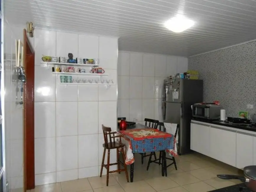 Foto 2 de Casa à venda, 250m2 em Residencial Vale das Acácias, Pindamonhangaba - SP