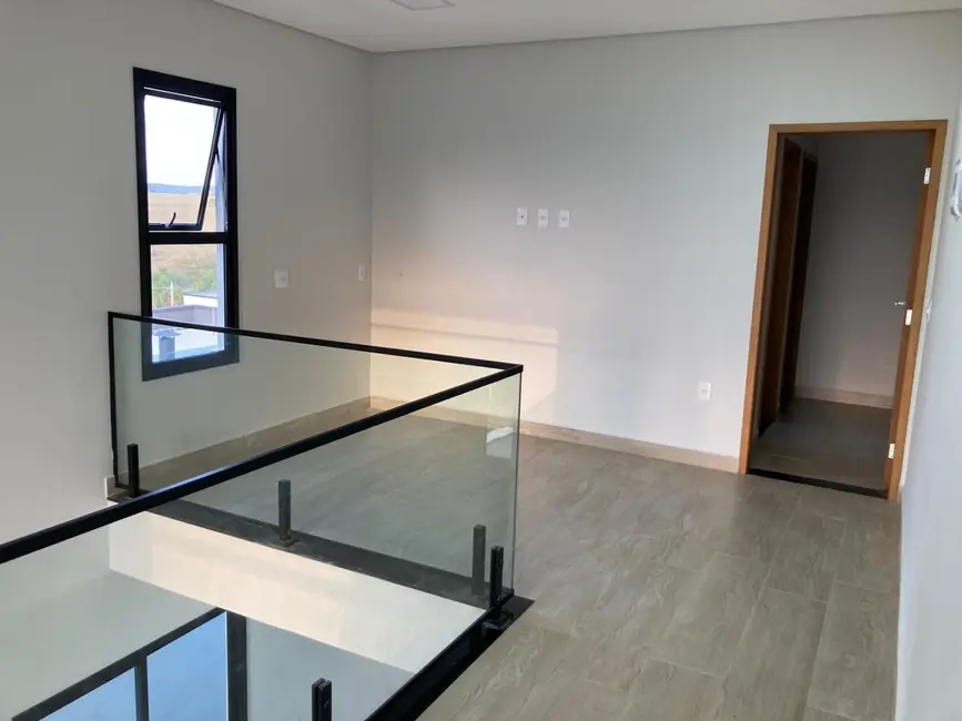 Foto 8 de Casa de Condomínio com 3 quartos à venda, 220m2 em Parque Residencial Maria Elmira, Cacapava - SP