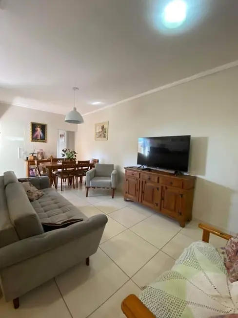 Foto 3 de Casa com 2 quartos à venda, 90m2 em Residencial e Comercial Cidade Jardim, Pindamonhangaba - SP