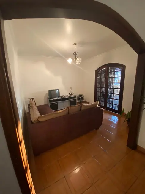 Foto 1 de Casa com 3 quartos à venda, 170m2 em Parque Tabaeté, Taubate - SP