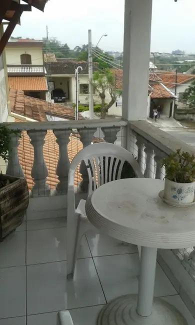 Foto 6 de Sobrado com 5 quartos à venda, 233m2 em Jardim Santa Luzia, Pindamonhangaba - SP