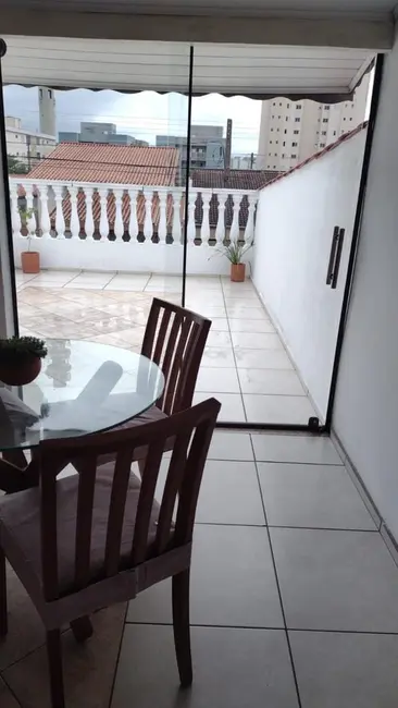 Foto 1 de Sobrado com 2 quartos à venda em Vila Areao, Taubate - SP