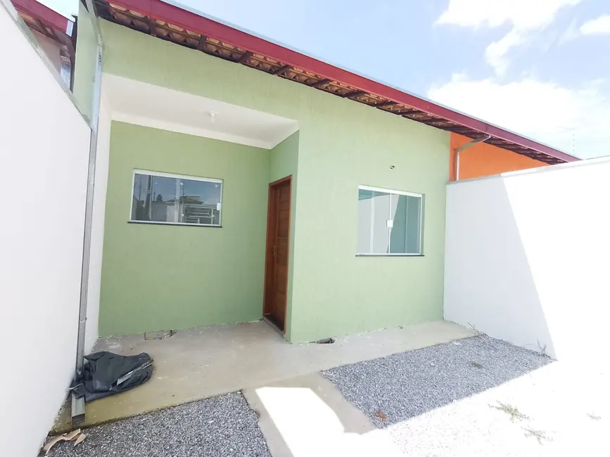 Foto 1 de Casa com 3 quartos à venda, 84m2 em Jardim Oásis, Taubate - SP