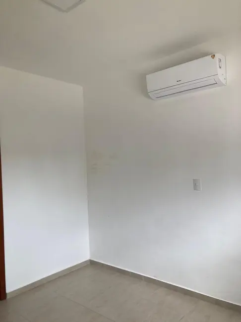 Foto 5 de Casa de Condomínio com 4 quartos à venda, 257m2 em Piracangaguá, Taubate - SP
