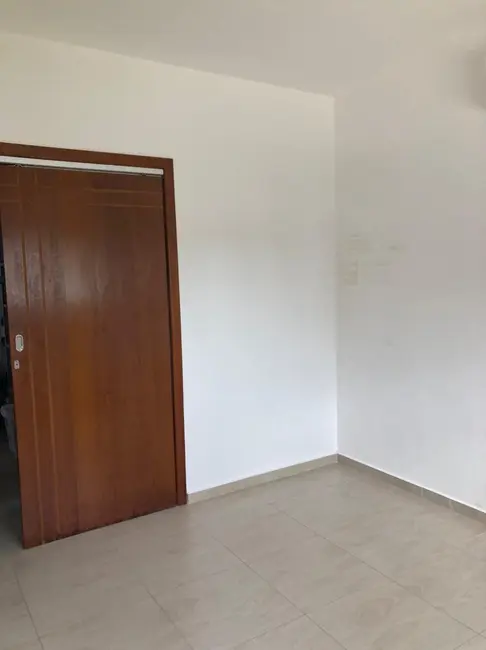Foto 4 de Casa de Condomínio com 4 quartos à venda, 257m2 em Piracangaguá, Taubate - SP
