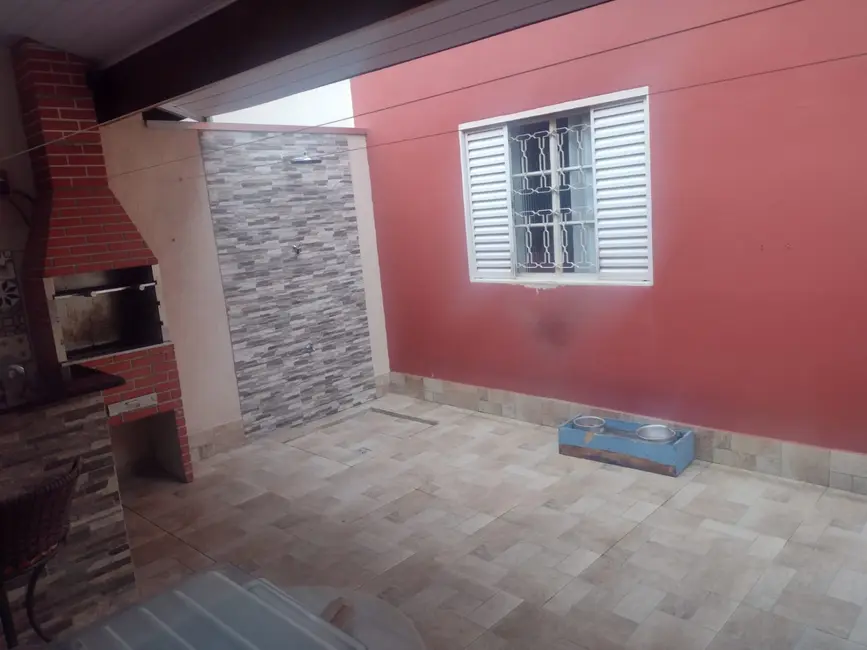 Foto 1 de Casa com 2 quartos à venda, 130m2 em Centro, Tremembe - SP