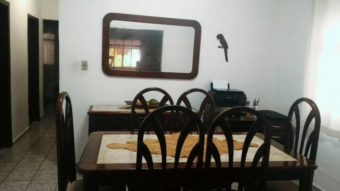 Foto 4 de Casa com 2 quartos à venda, 230m2 em Azeredo, Pindamonhangaba - SP