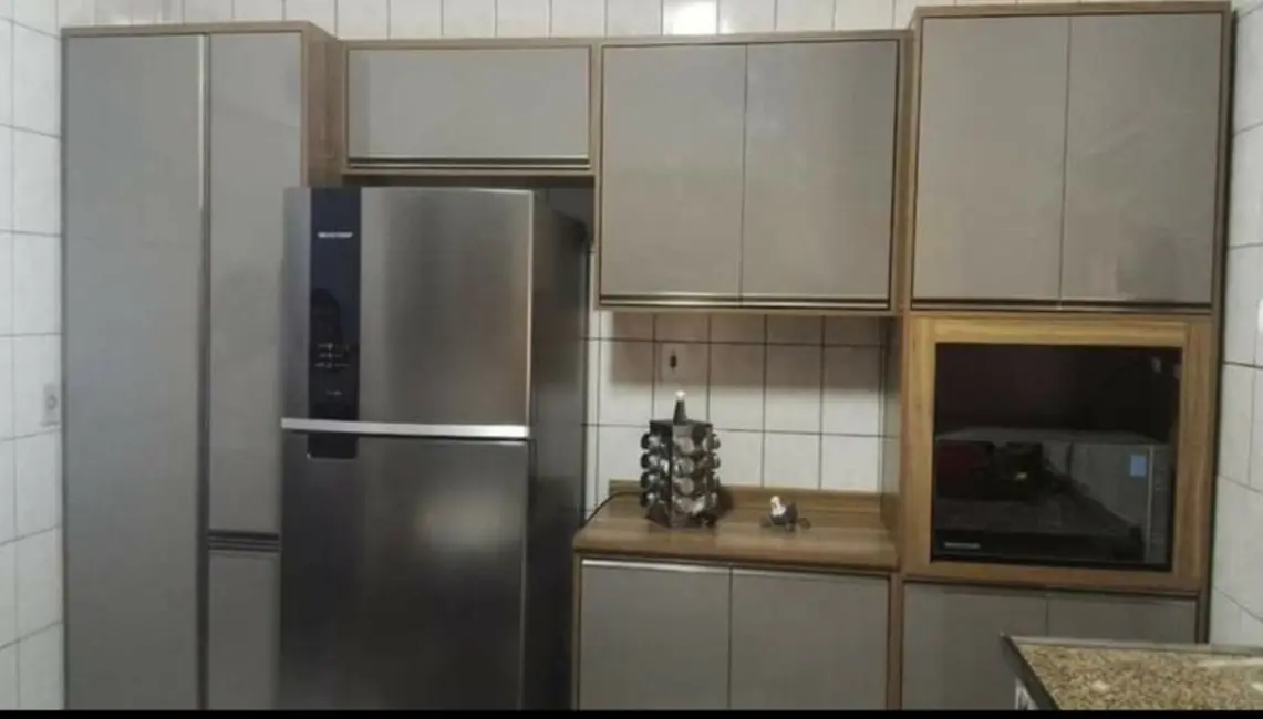 Foto 6 de Casa com 2 quartos à venda, 230m2 em Azeredo, Pindamonhangaba - SP