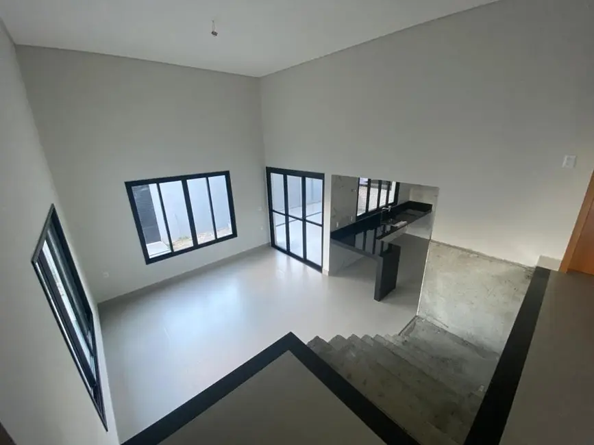 Foto 4 de Sobrado com 3 quartos à venda, 225m2 em Jardim Baronesa, Taubate - SP