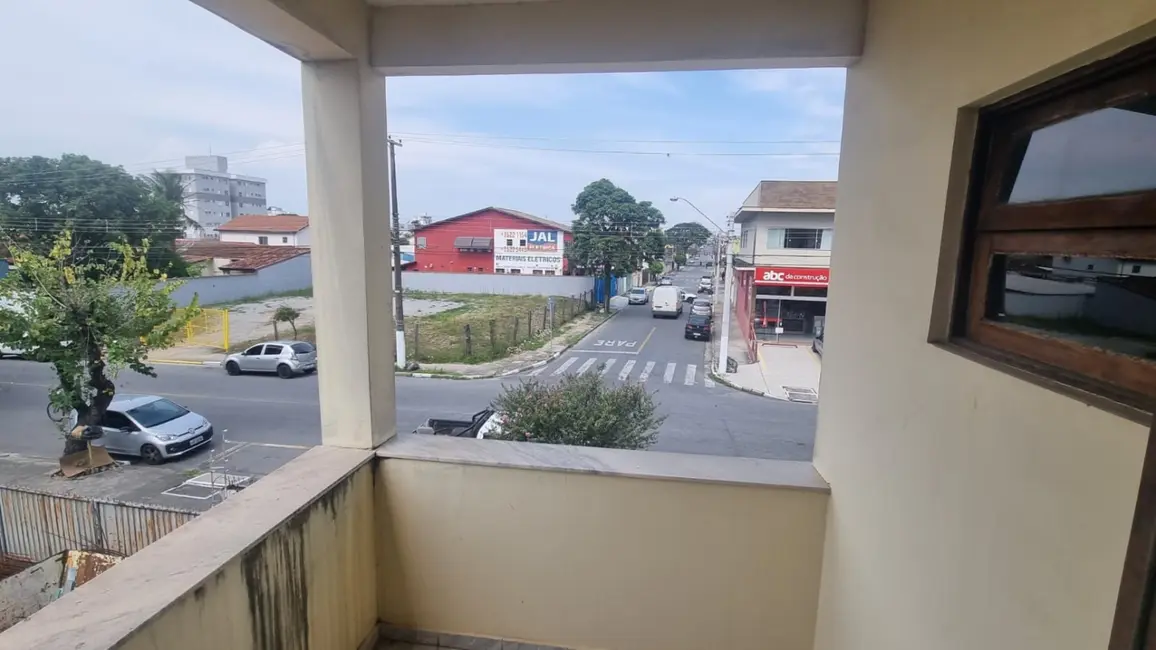 Foto 9 de Sobrado com 4 quartos à venda em São Benedito, Pindamonhangaba - SP