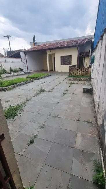 Foto 2 de Sobrado com 4 quartos à venda em São Benedito, Pindamonhangaba - SP