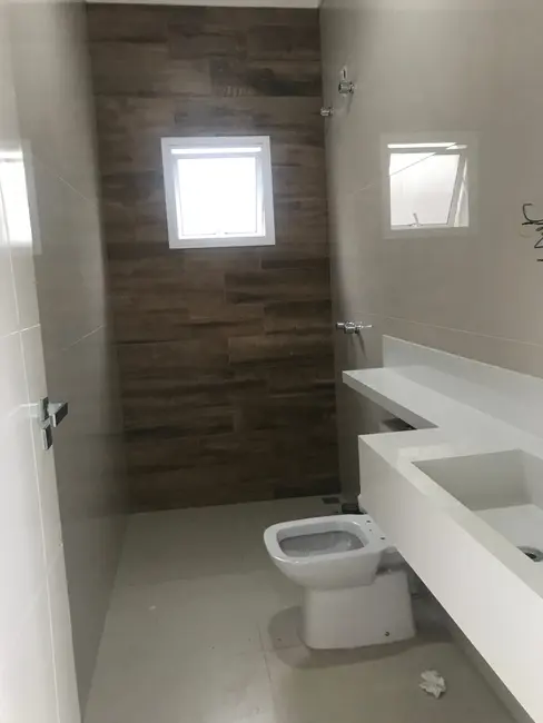 Foto 8 de Sobrado com 3 quartos à venda, 290m2 em Tremembe - SP