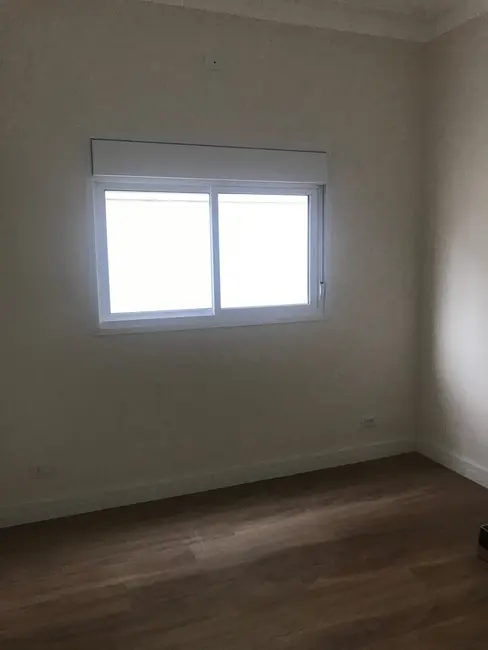 Foto 5 de Sobrado com 3 quartos à venda, 290m2 em Tremembe - SP