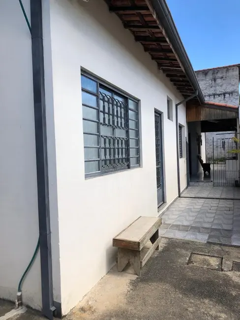 Foto 9 de Casa com 3 quartos à venda, 130m2 em Santana, Pindamonhangaba - SP