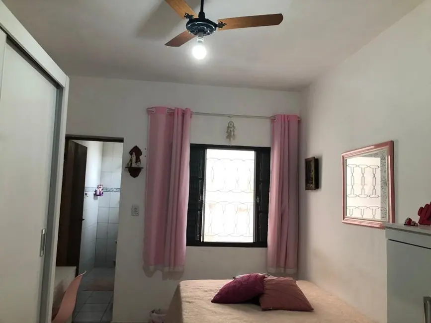 Foto 5 de Casa com 3 quartos à venda, 130m2 em Santana, Pindamonhangaba - SP