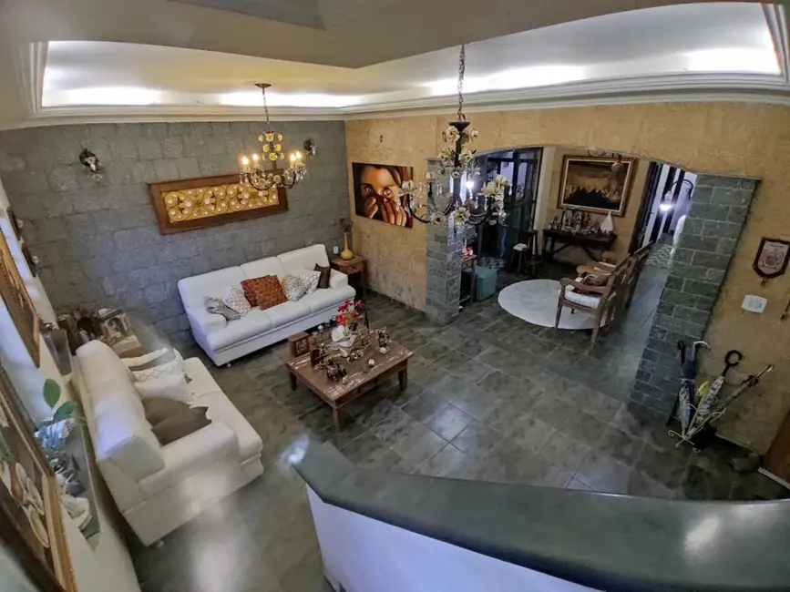 Foto 4 de Sobrado com 5 quartos à venda, 300m2 em Aparecida - SP