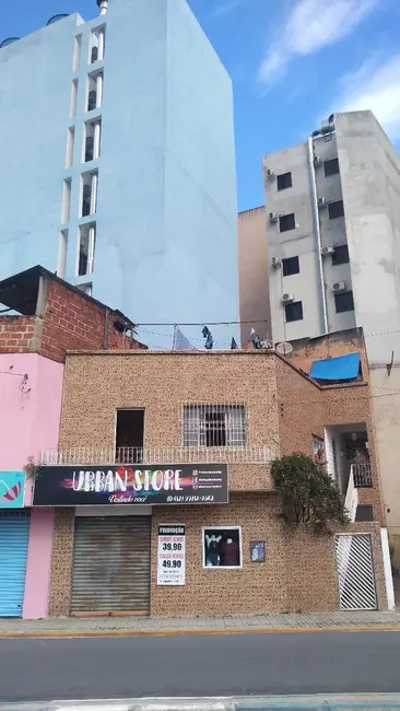 Casa com 4 quartos à venda, 105m2 em Centro, Aparecida - SP - imagem 1 Foto 1 de Casa com 4 quartos à venda, 105m2 em Centro, Aparecida - SP