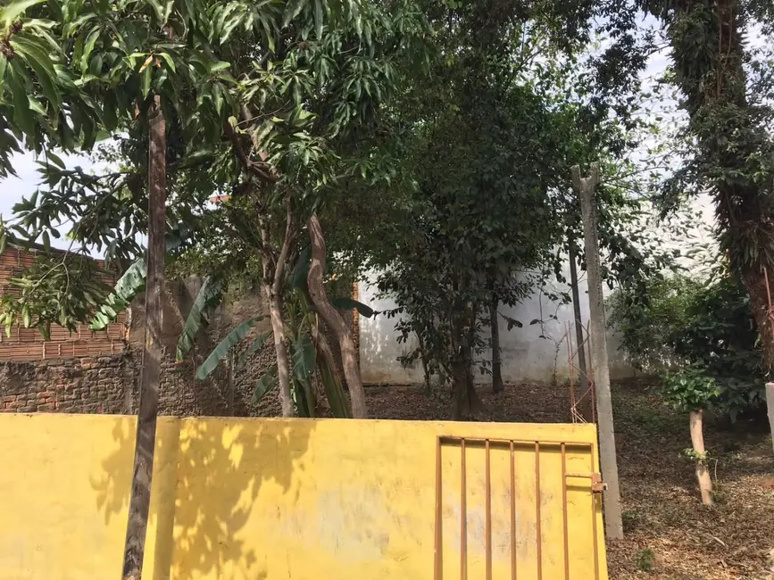 Foto 1 de Casa com 2 quartos à venda, 244m2 em Taubate - SP