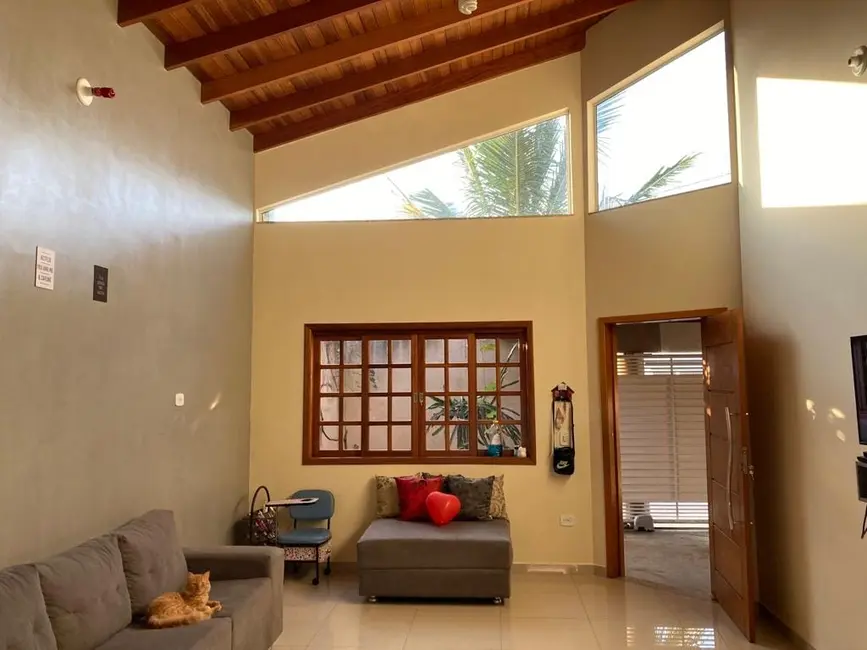 Foto 4 de Casa com 2 quartos à venda, 175m2 em Jardim do Lago I, Taubate - SP