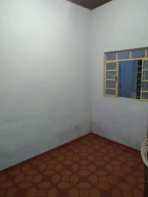 Casa com 3 quartos à venda em Aparecida - SP - imagem 8 Foto 8 de Casa com 3 quartos à venda em Aparecida - SP