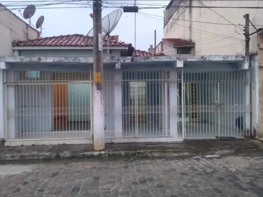Casa com 3 quartos à venda em Aparecida - SP - imagem 1 Foto 1 de Casa com 3 quartos à venda em Aparecida - SP