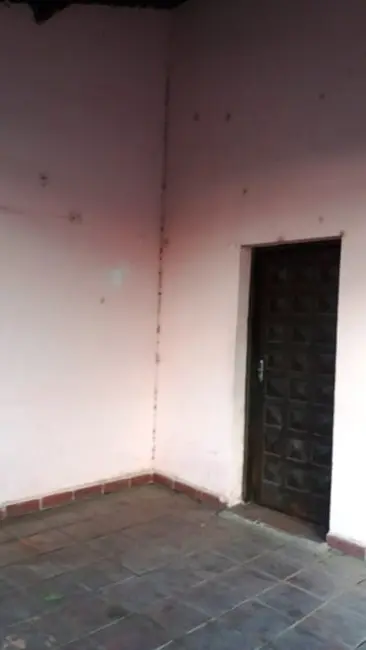 Foto 2 de Casa com 3 quartos à venda, 70m2 em Vila São Benedito, Pindamonhangaba - SP