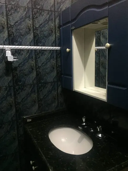 Foto 3 de Casa com 4 quartos à venda, 350m2 em Pindamonhangaba - SP