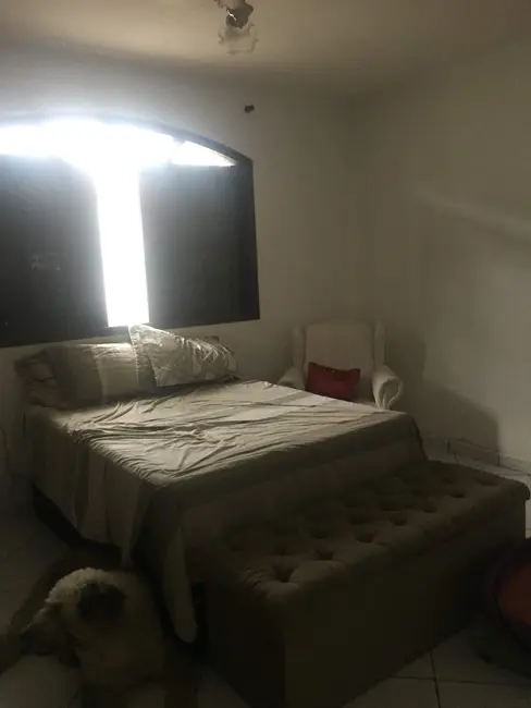 Foto 8 de Casa com 4 quartos à venda, 350m2 em Pindamonhangaba - SP