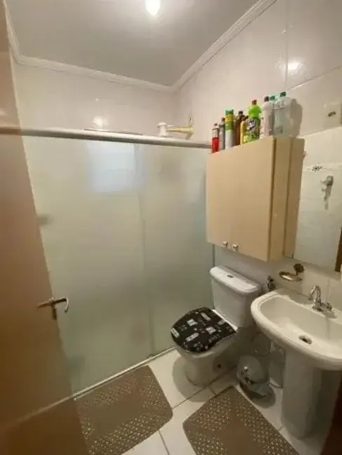 Casa com 3 quartos à venda, 137m2 em Jardim São José, Cacapava - SP - imagem 9 Foto 9 de Casa com 3 quartos à venda, 137m2 em Jardim São José, Cacapava - SP